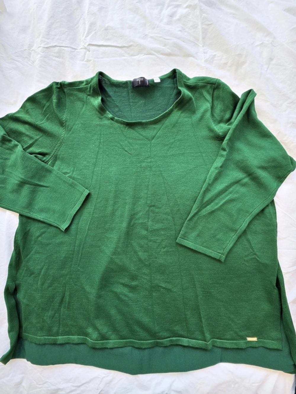 Tahari Green Long Sleeve Knit Top Size 2X